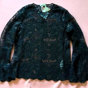 New FRAME Lace Top. Black. Size M.
